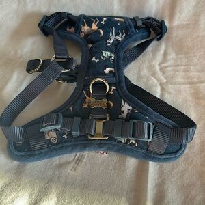Small dog adjustable harness - never used.